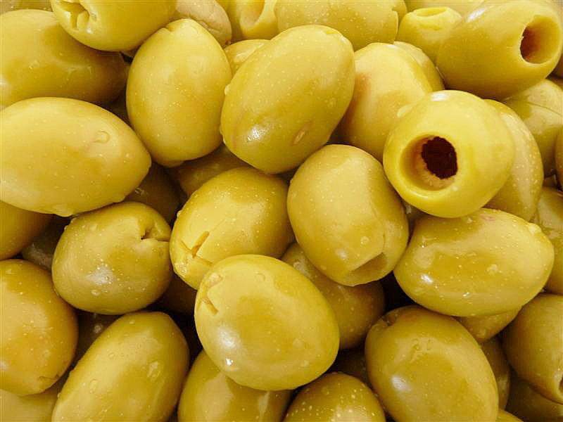 OLIVES GREEN PITTED
