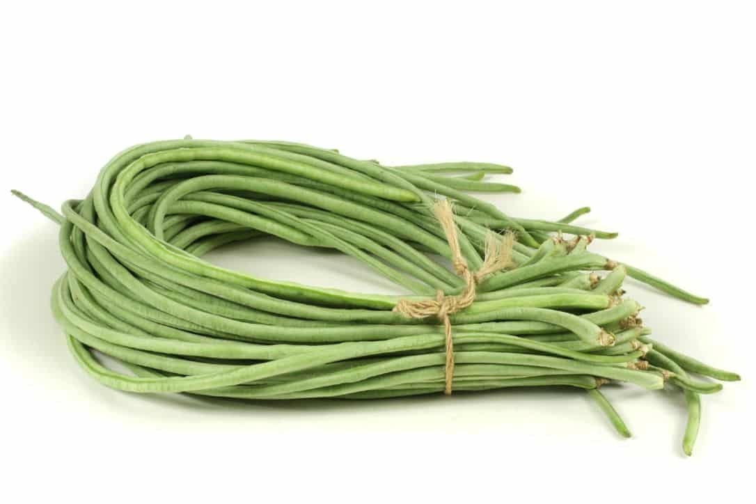 BEANS LONG  per/LB