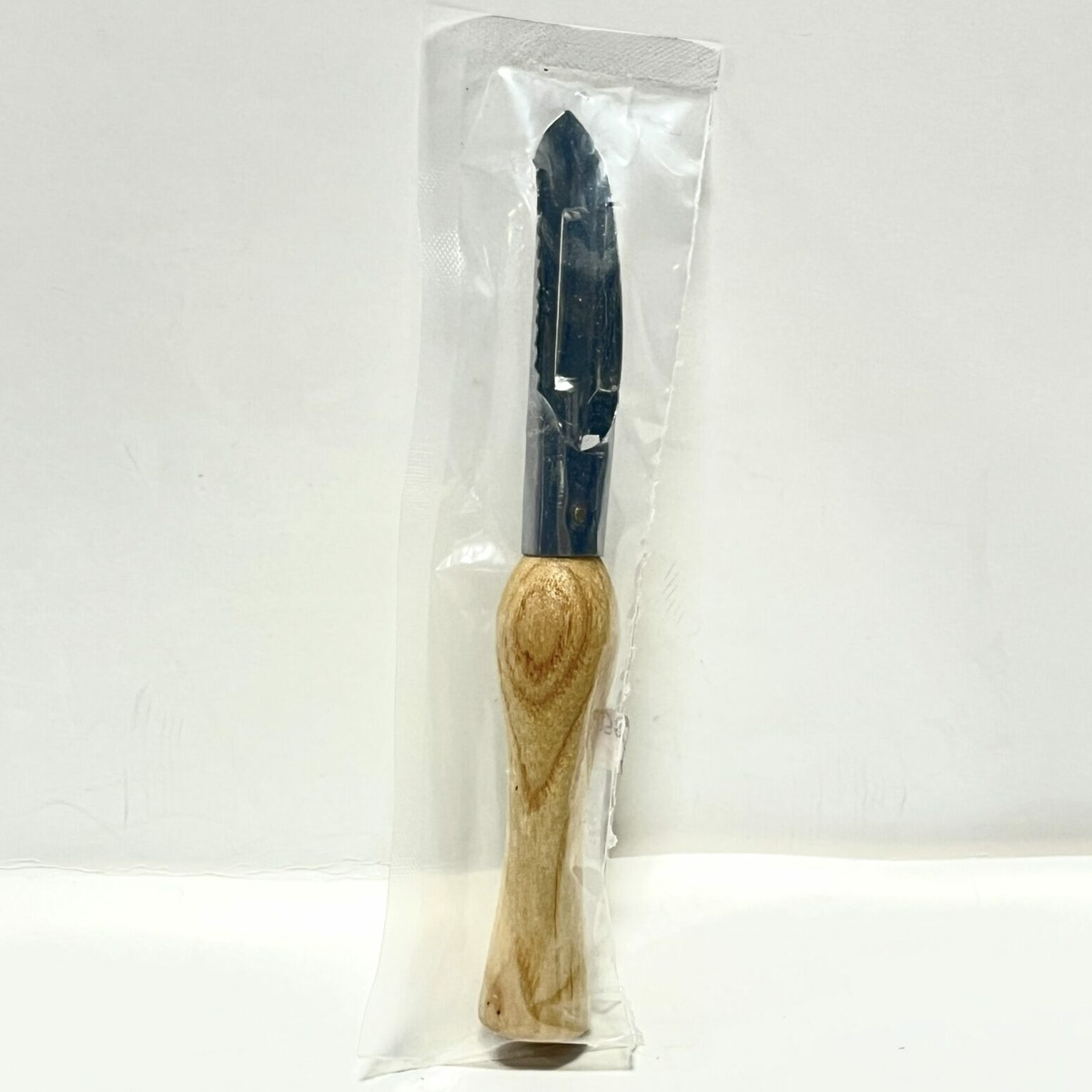 CARVER VEGETABLE WOOD HANDLE 