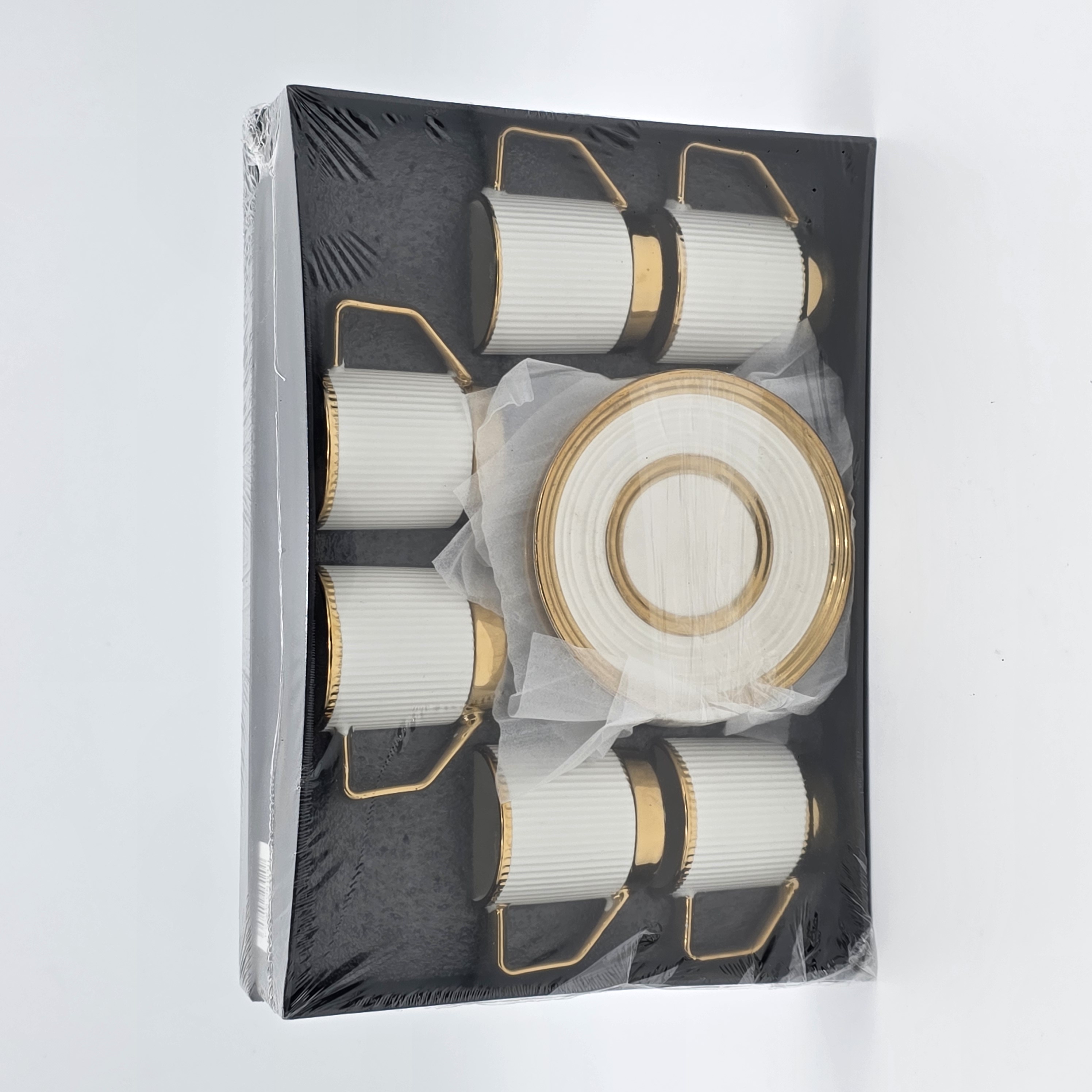 COFFEE CUPS WHITE & GOLD