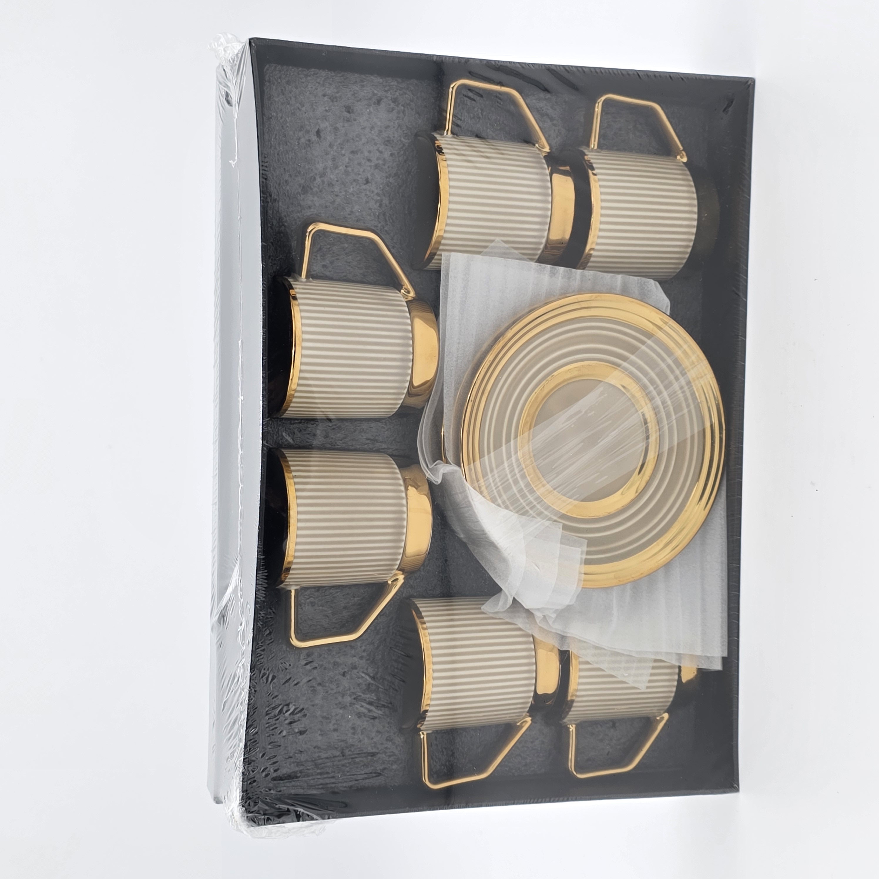 COFFEE CUPS BEIGE GOLD HANDLE