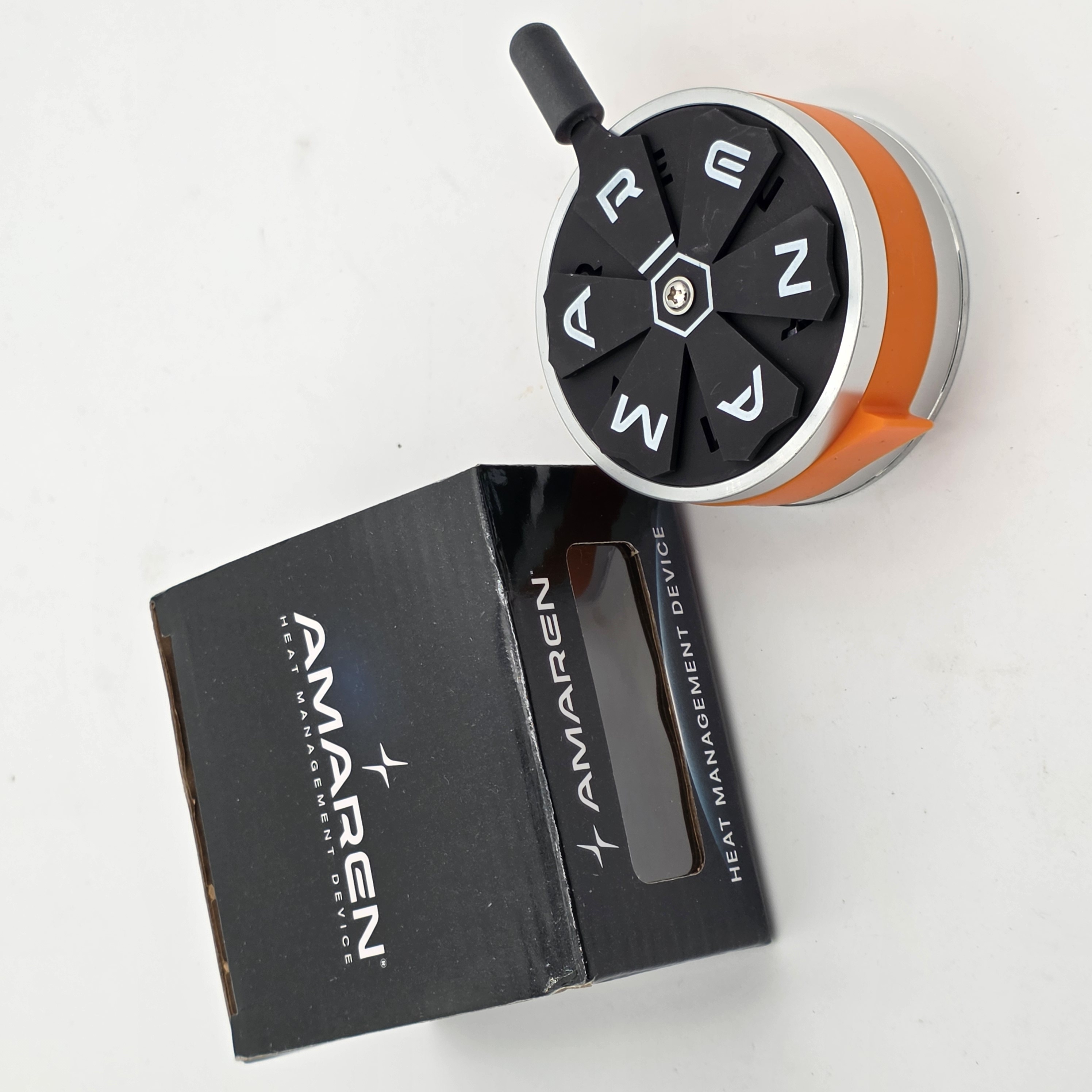 HOOKA HEAT MANAGEMENT DEVICE