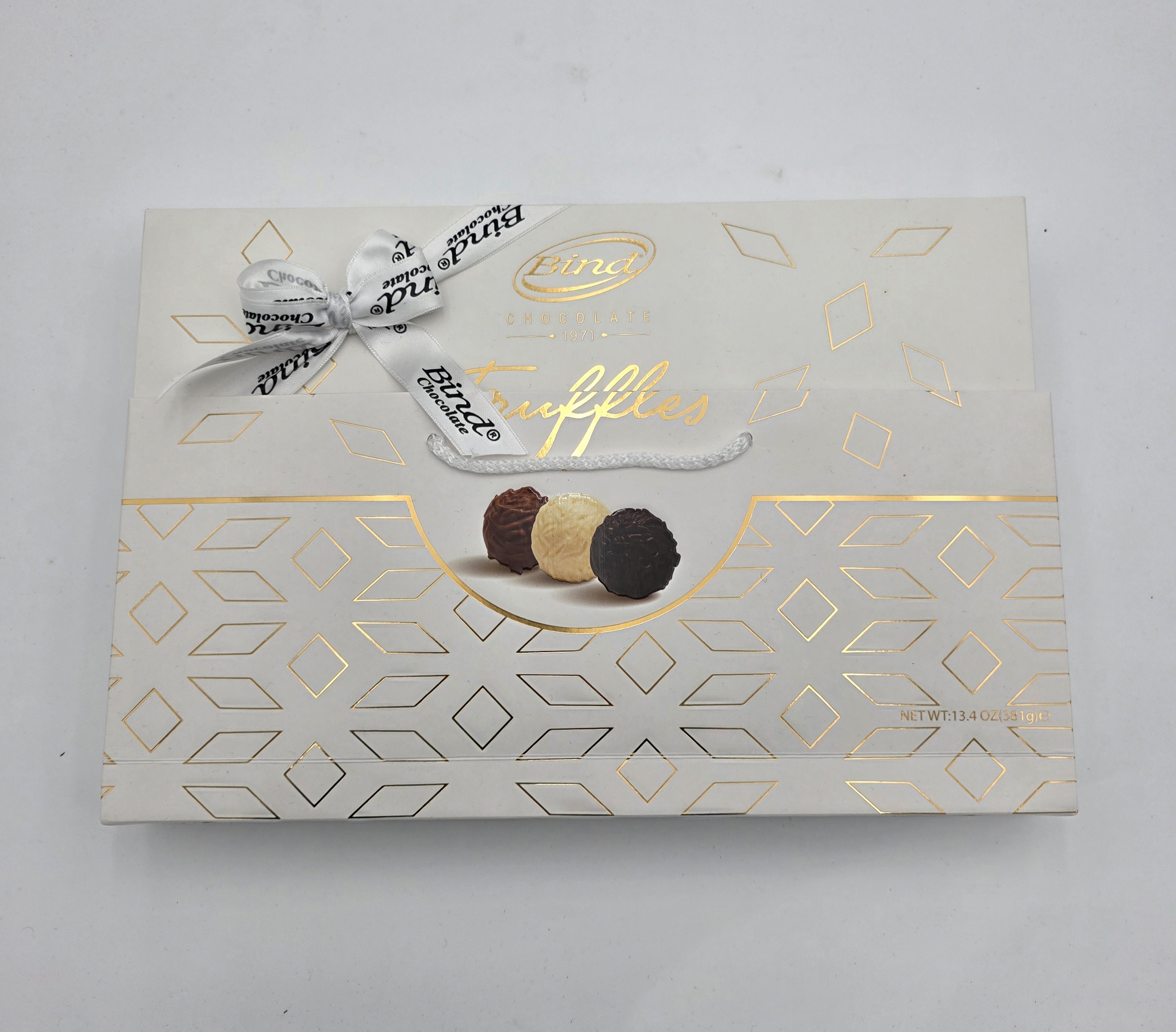 ASSORTED CHOCOLATE WHITE DARK MILK