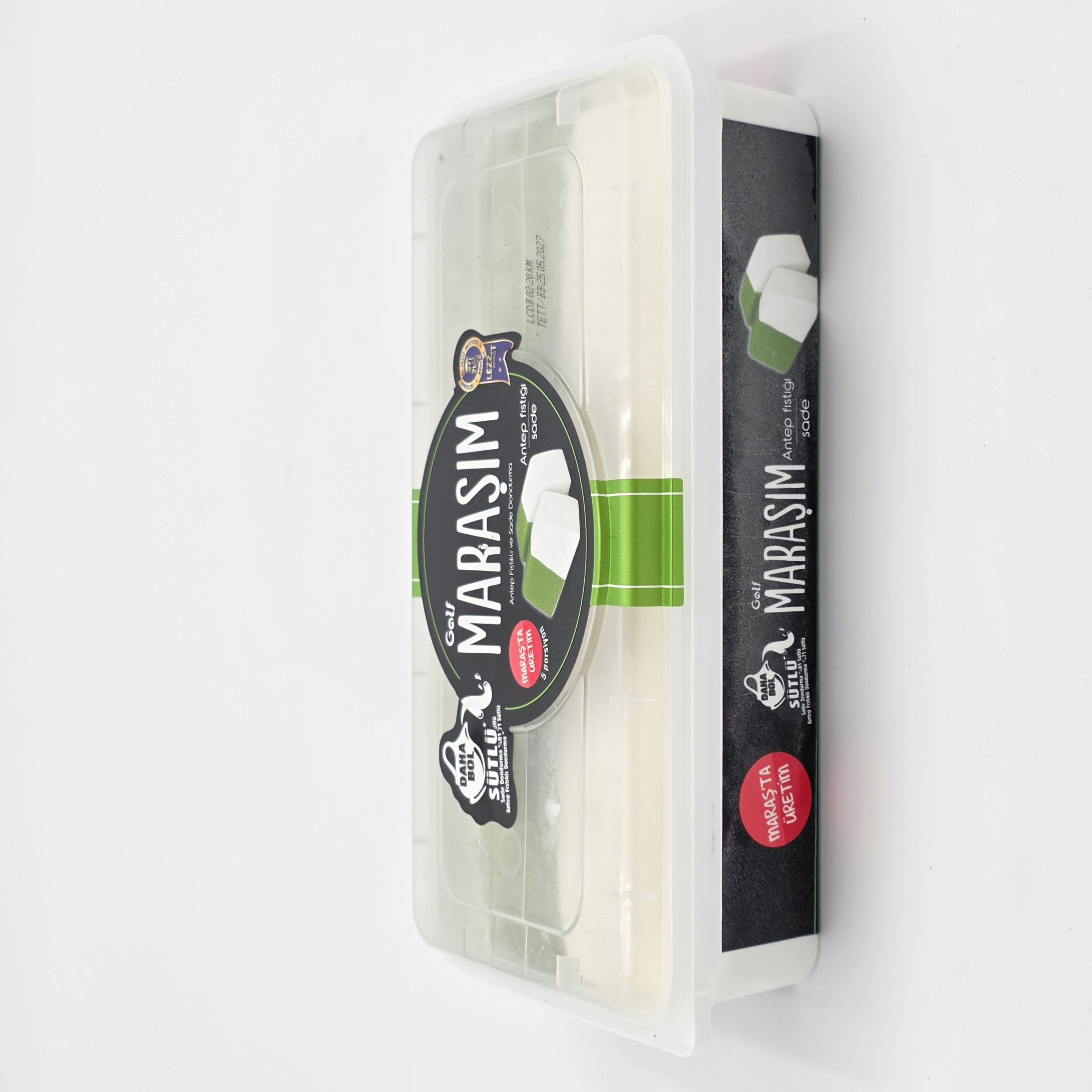 ICE CREAM PISTACHIO AND PLAIN